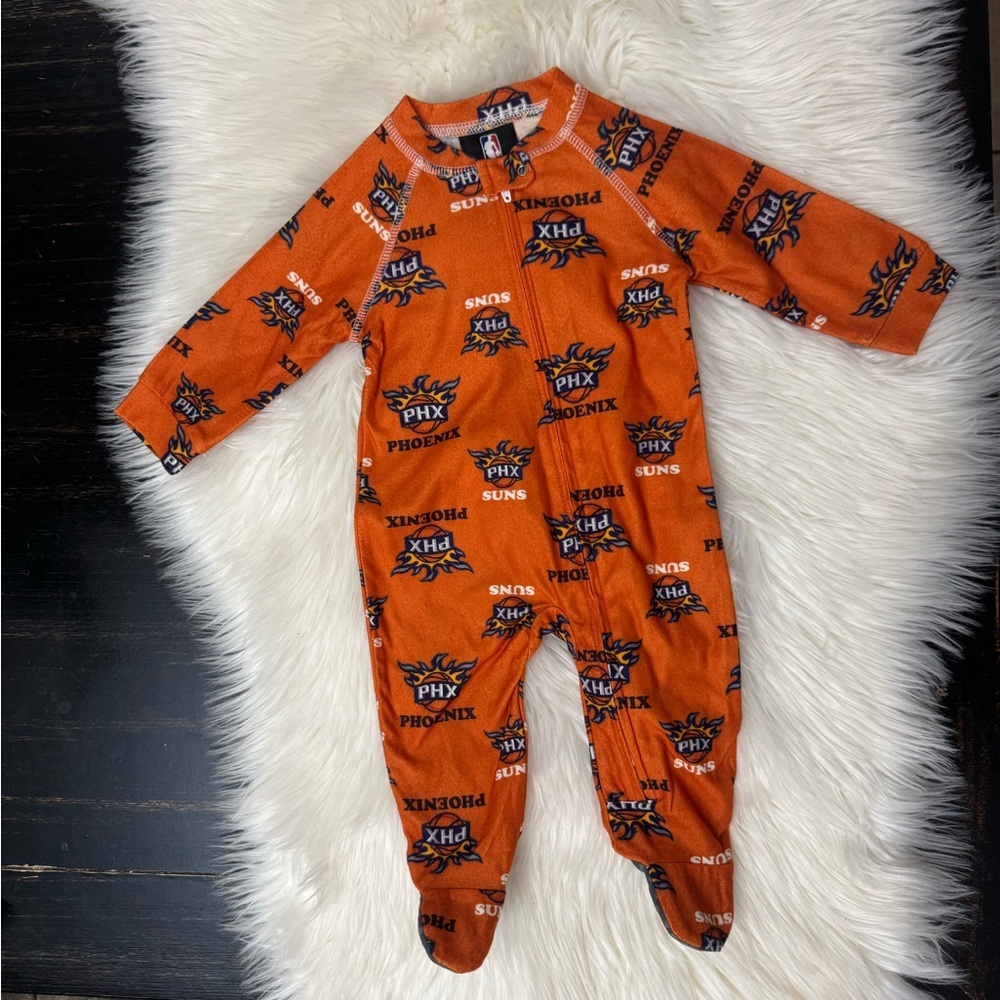 NBA Phoneix suns baby onsie new no tags Size 0/3 - Picture 1 of 7
